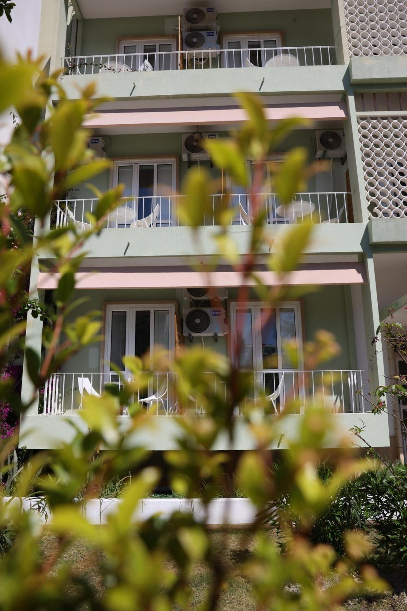Greenth Avenue Faro Exterior photo